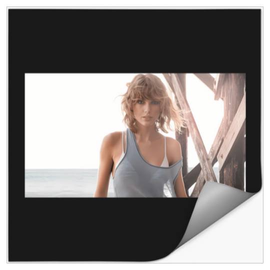 Discover Taylor-Swift-Singer-(1) T-Shirt Stickers